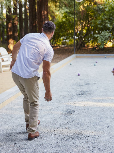 couple playing bocce